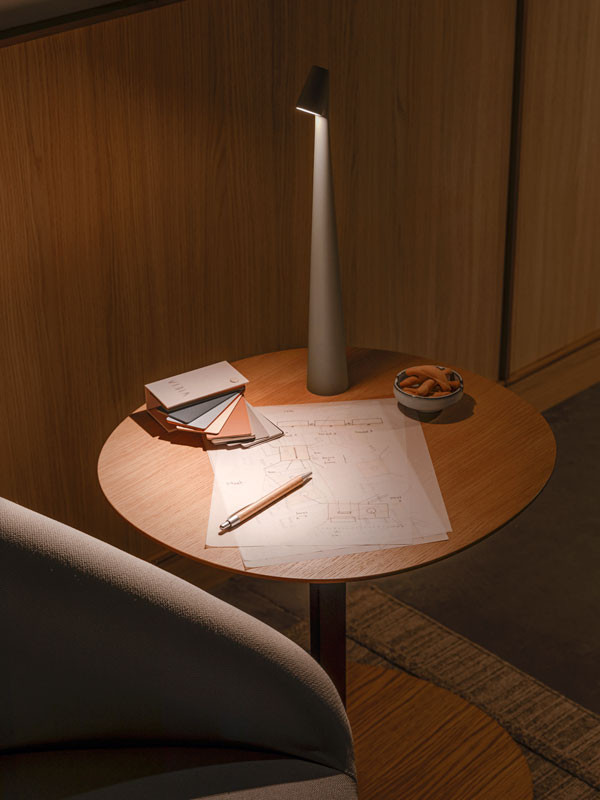 Moderne Tafellamp Minimalistisch Design LED Lamp Verlichting Decoratief