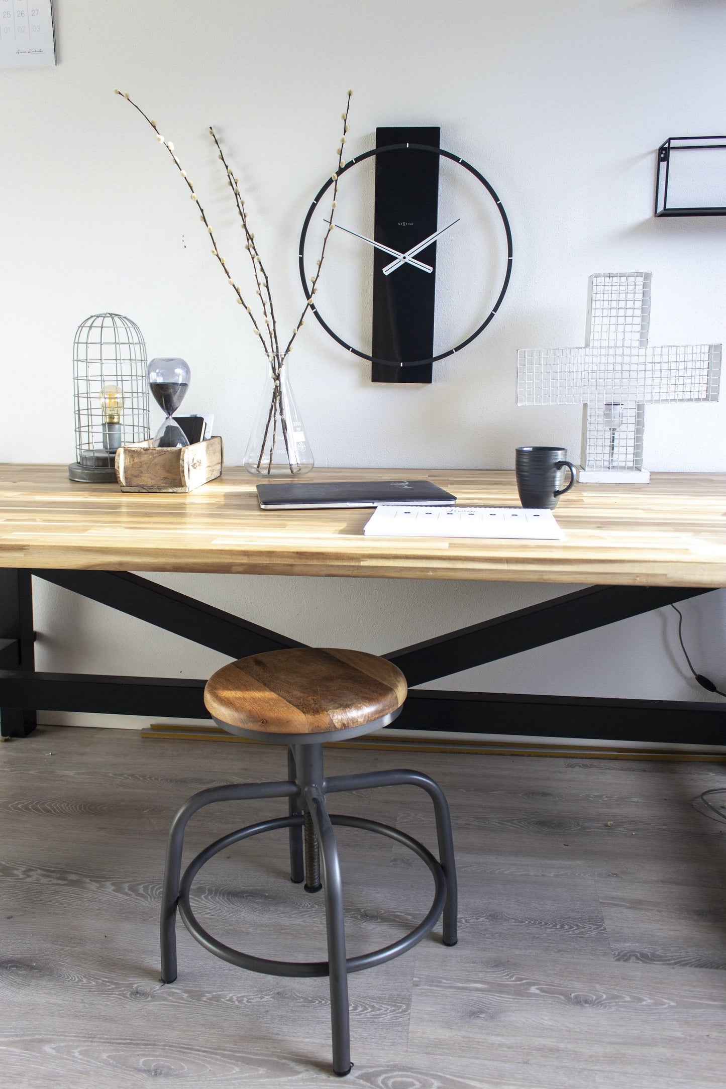 Grote Wandklok Hout/Metaal – Industrieel Design – 58 cm