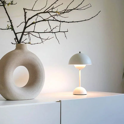 Scandinavische Tafellamp Draadloos LED Dimbaar Design