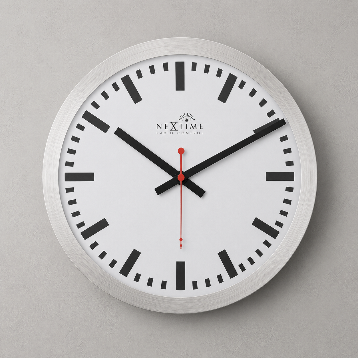 Radiogestuurde Wandklok 35 cm Aluminium