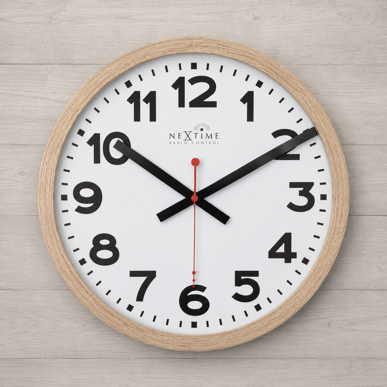 Radiogestuurde Wandklok 35 cm Aluminium