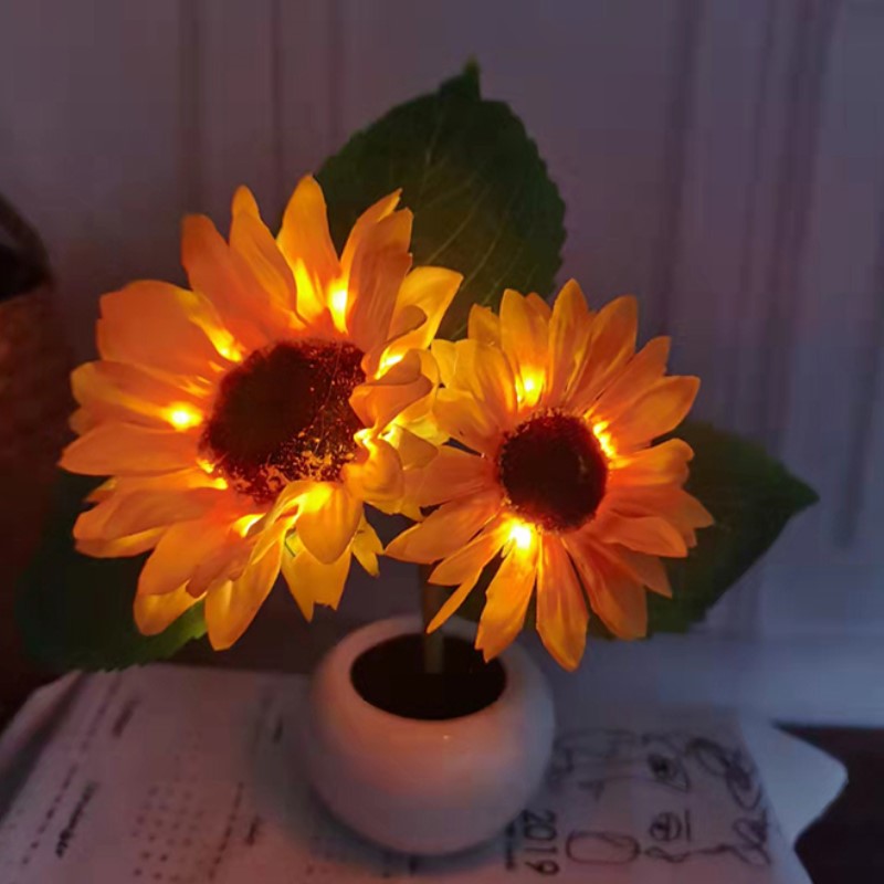 Zonnebloem LED Tafellamp Bloemen Nachtlamp Sfeerverlichting Romantisch Cadeau Bureau Lamp