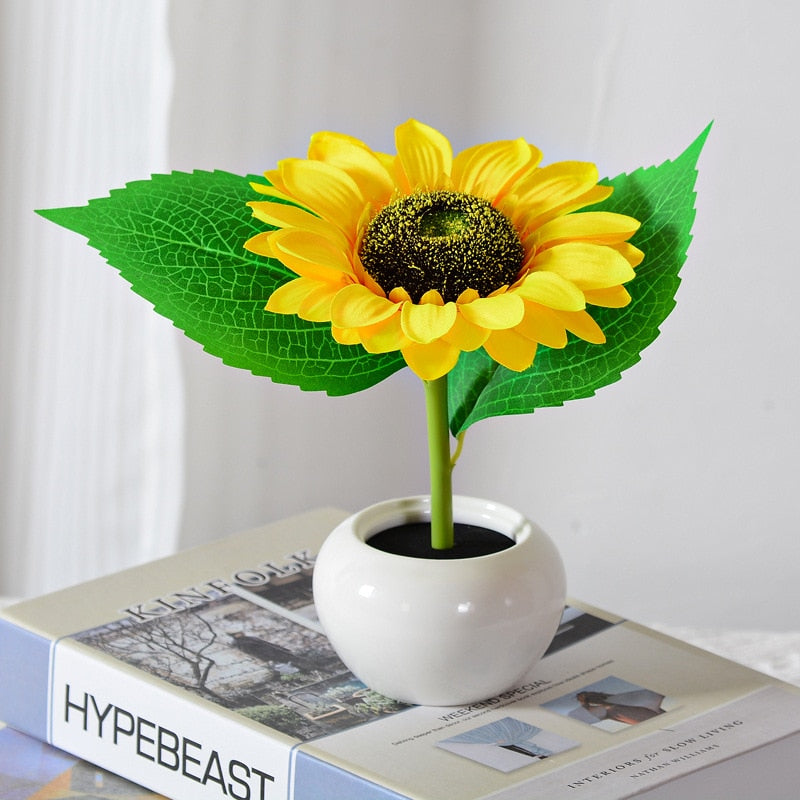 Zonnebloem LED Tafellamp Bloemen Nachtlamp Sfeerverlichting Romantisch Cadeau Bureau Lamp