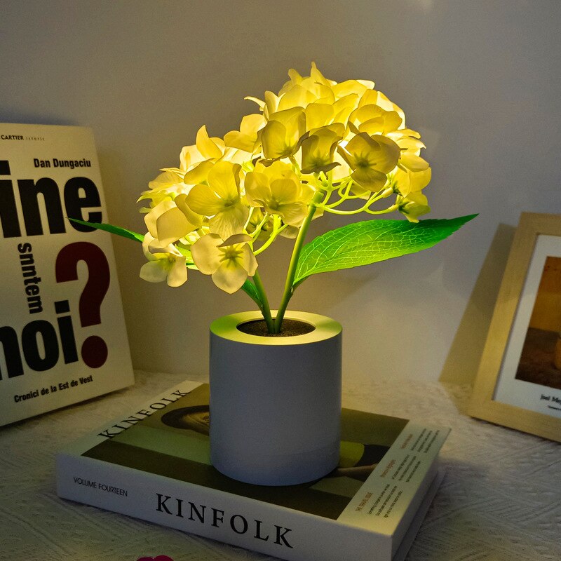Zonnebloem LED Tafellamp Bloemen Nachtlamp Sfeerverlichting Romantisch Cadeau Bureau Lamp