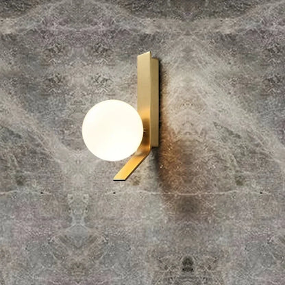 OpulentAura - Wandlamp met Gouden Glazen Bol
