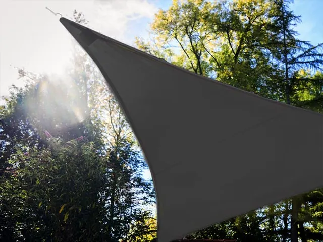 Perel Zonnezeil Met LED-Randverlichting Driehoek Antraciet - productfoto
